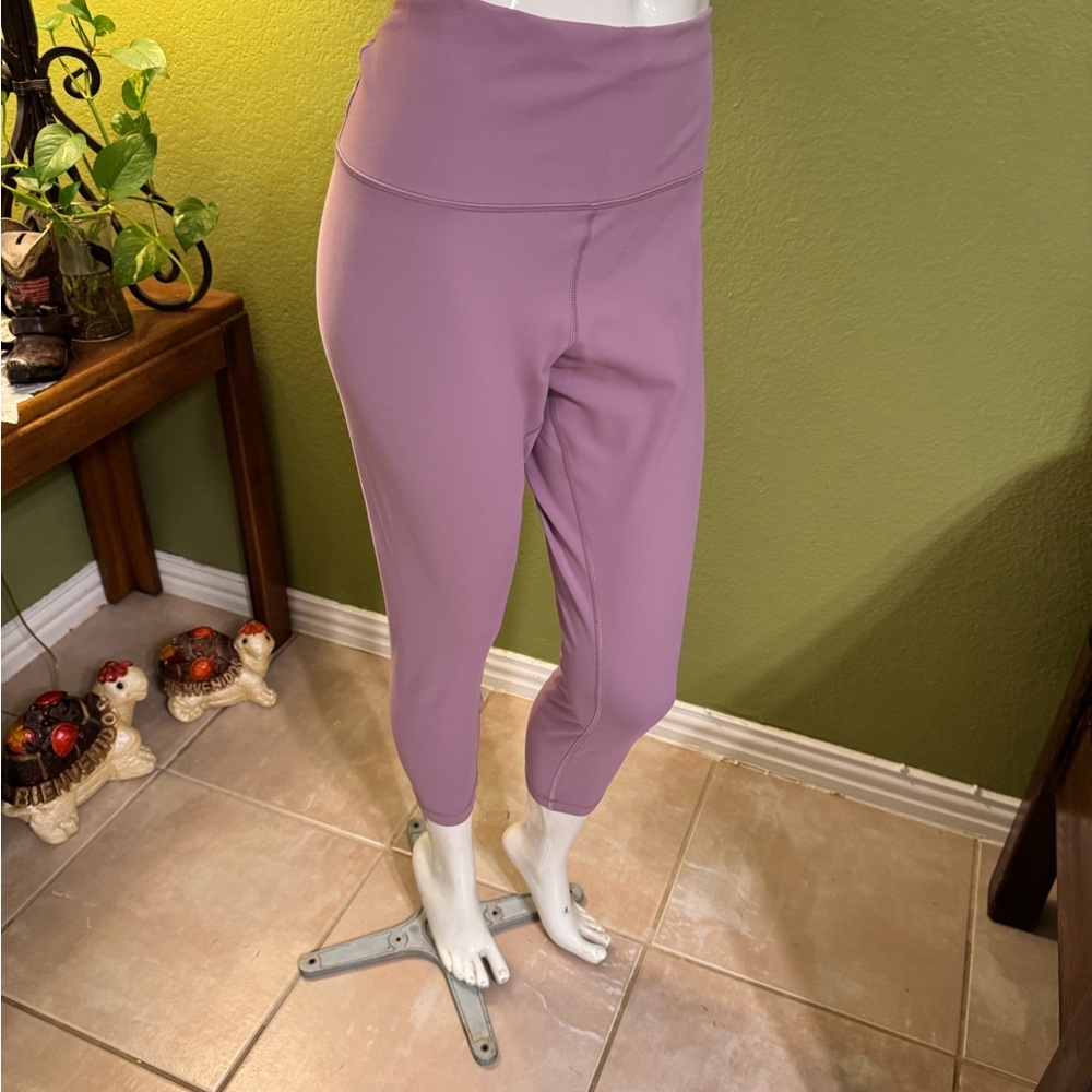 Lululemon Athletica Lavender Capris - Picture 7 of 13